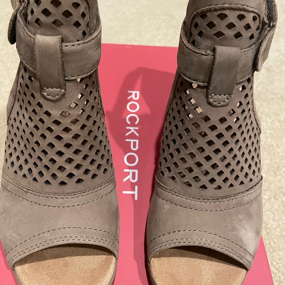 Rockport Cog Hill CH Hattie Hi Cuff NIB 6.5